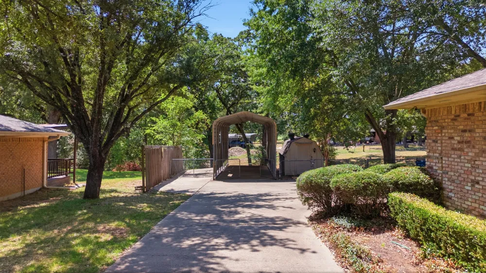 109 Clover Drive Gun Barrel City, TX 75156