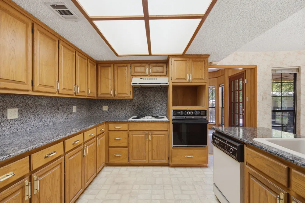 109 Clover Drive Gun Barrel City, TX 75156