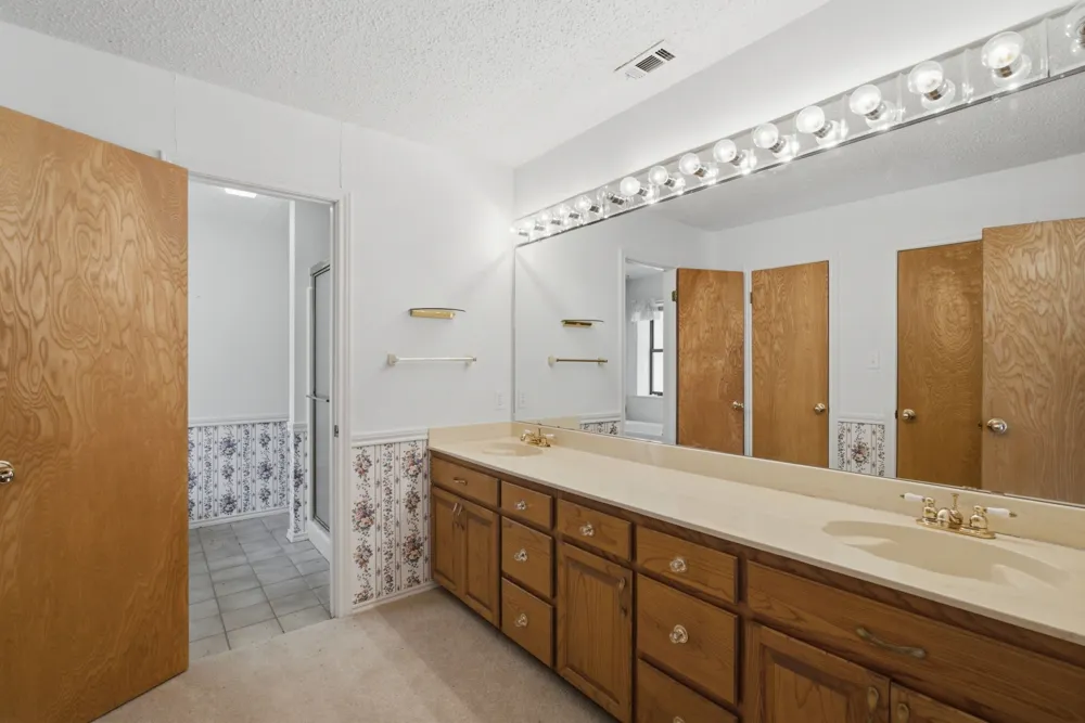 109 Clover Drive Gun Barrel City, TX 75156