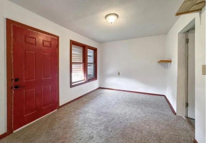 3714 Ball Galveston, TX 77550