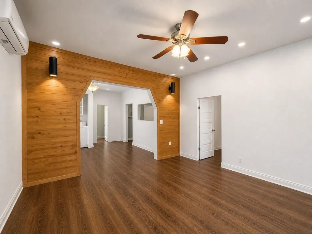 3714 Ball Galveston, TX 77550