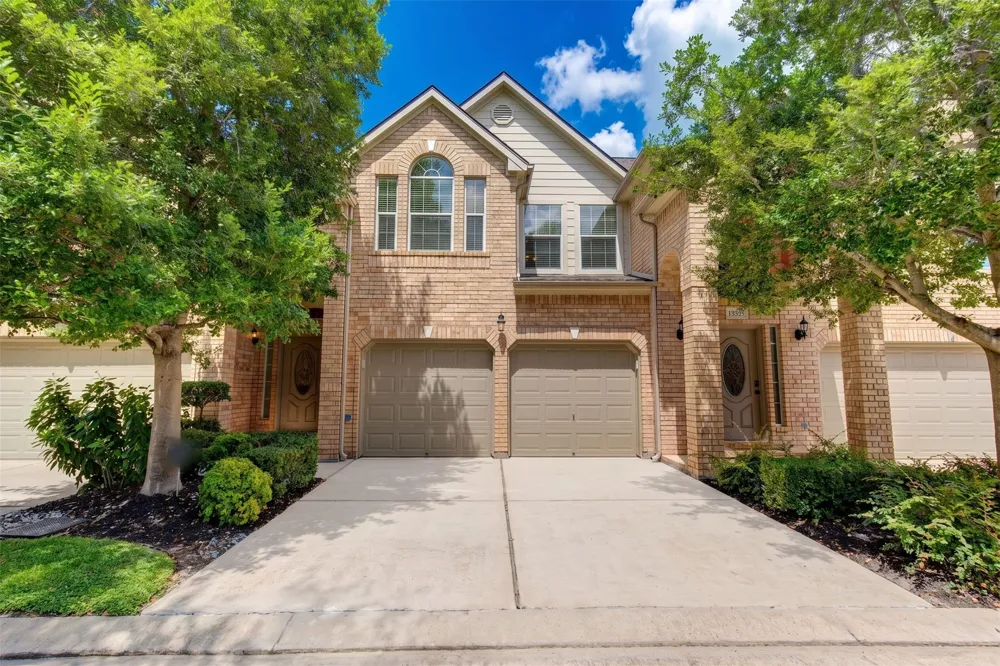 7522 S Linpar Court Houston, TX 77040
