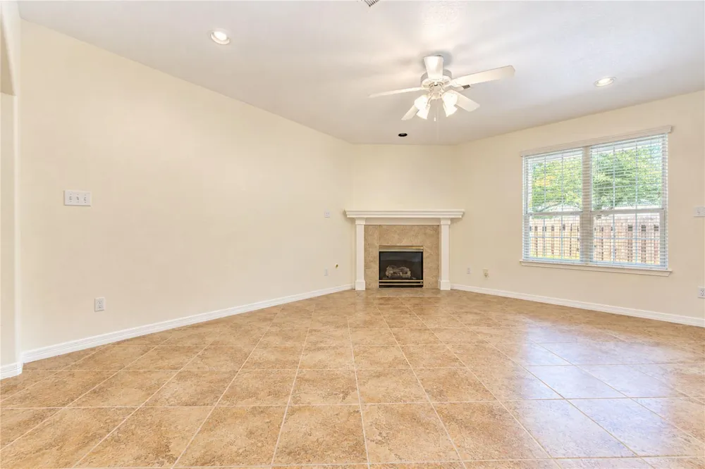 7522 S Linpar Court Houston, TX 77040
