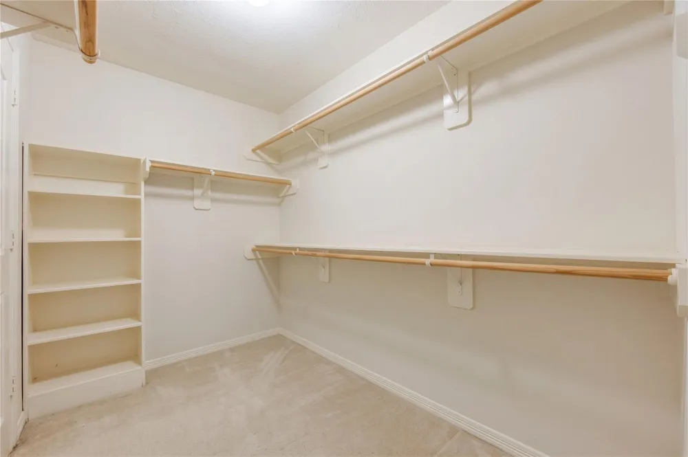 7522 S Linpar Court Houston, TX 77040