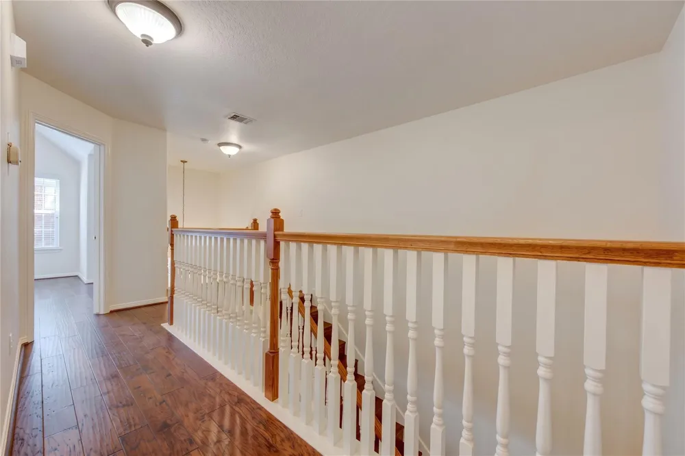 7522 S Linpar Court Houston, TX 77040