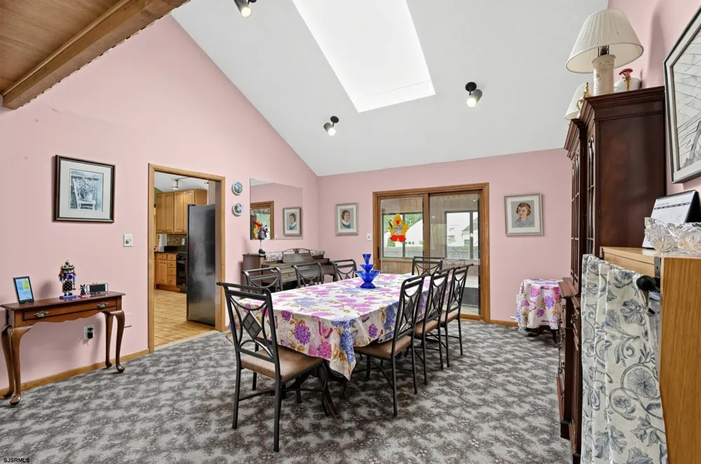 203 Dove Ln Marmora, NJ 08223