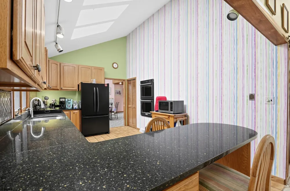 203 Dove Ln Marmora, NJ 08223