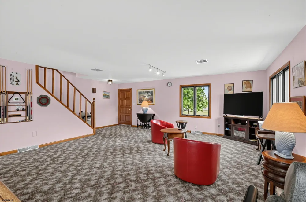 203 Dove Ln Marmora, NJ 08223