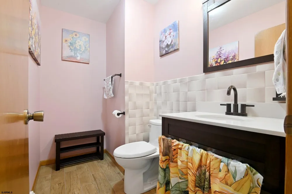 203 Dove Ln Marmora, NJ 08223