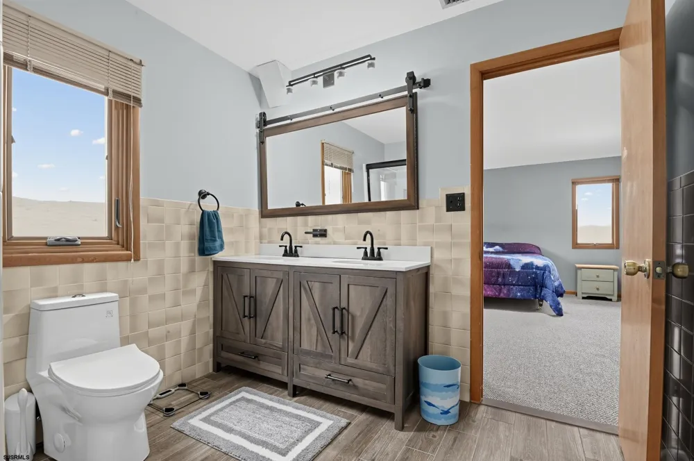 203 Dove Ln Marmora, NJ 08223