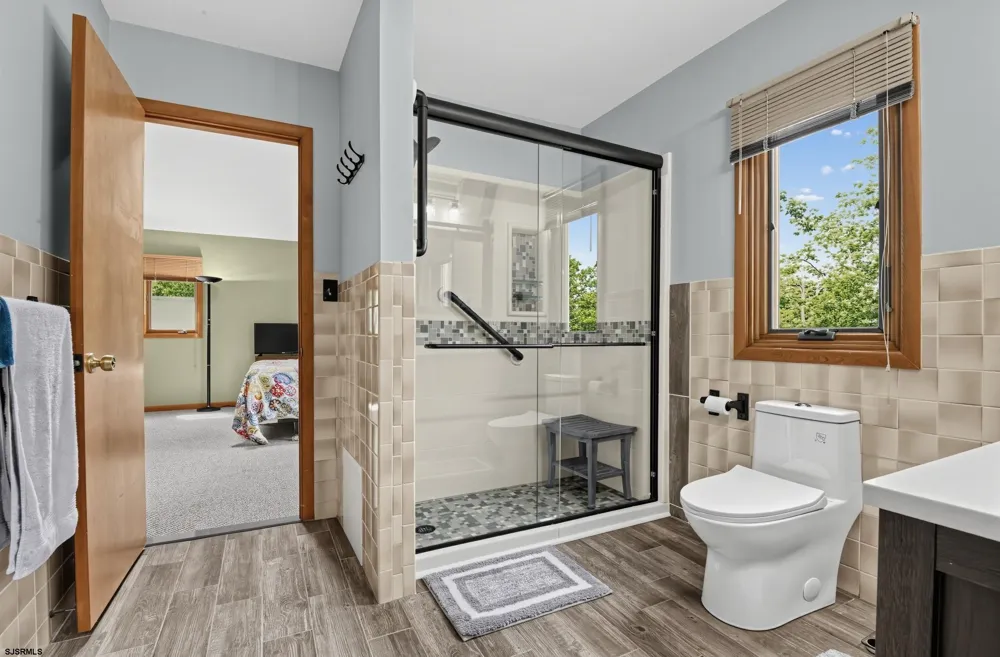 203 Dove Ln Marmora, NJ 08223
