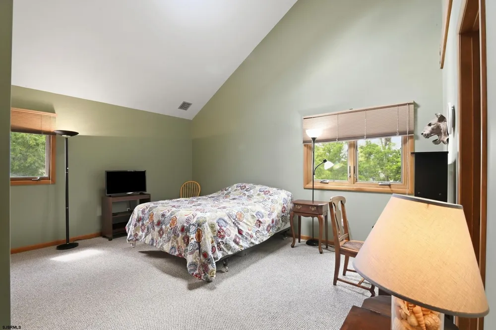 203 Dove Ln Marmora, NJ 08223