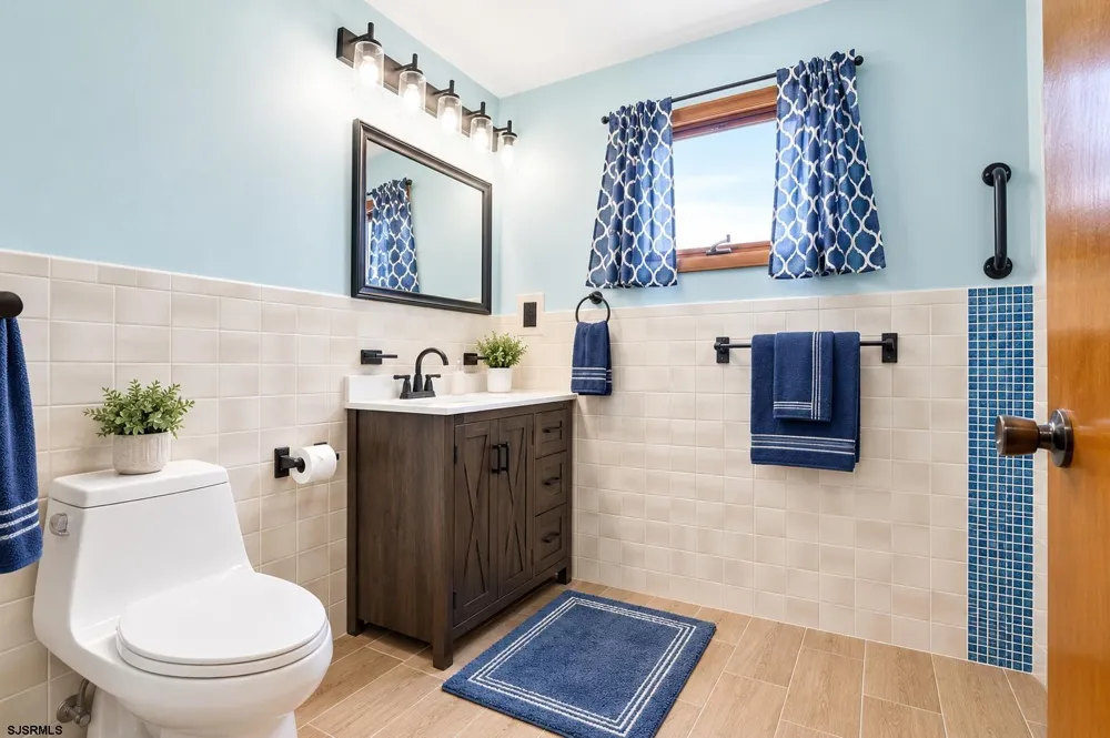 203 Dove Ln Marmora, NJ 08223