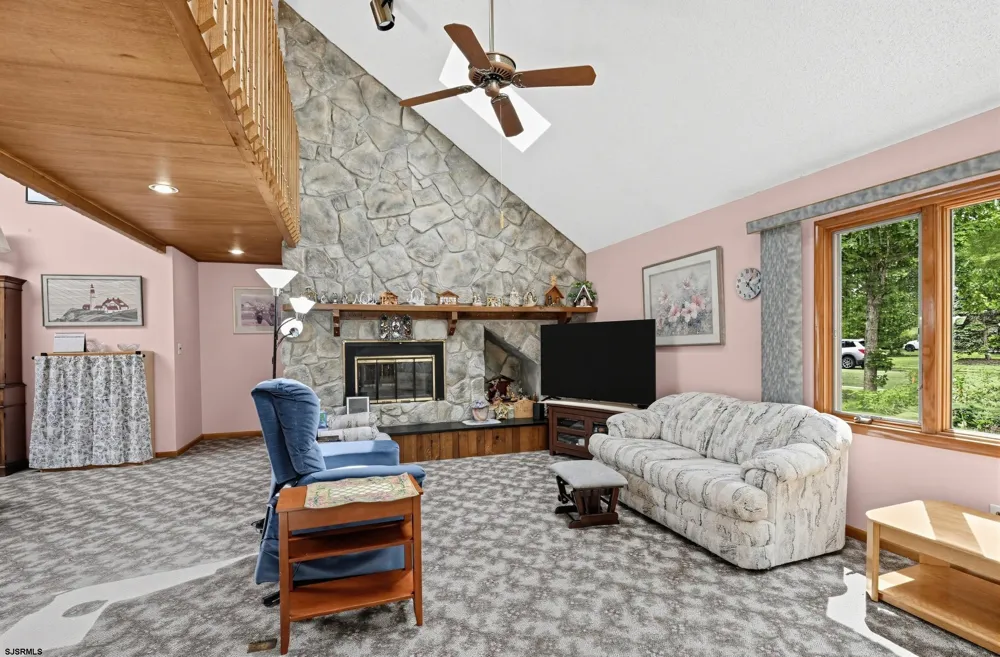 203 Dove Ln Marmora, NJ 08223