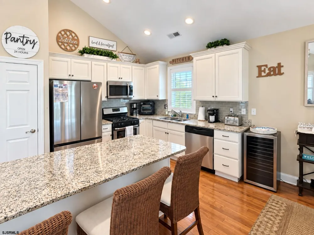 919 Central Ave Ocean City, NJ 08226