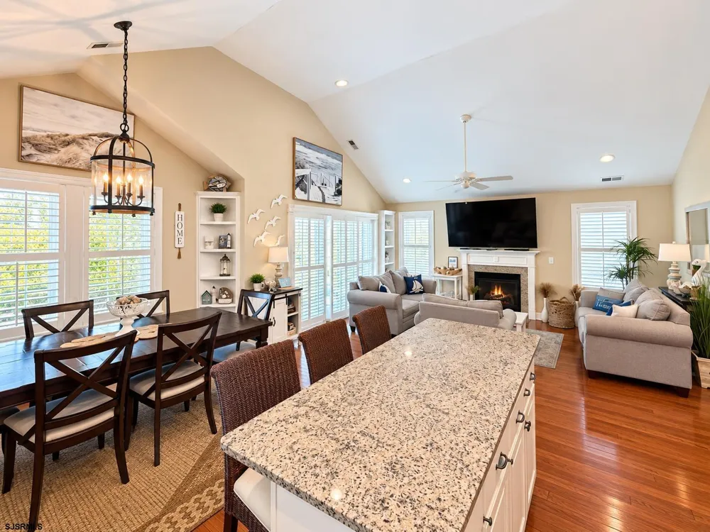 919 Central Ave Ocean City, NJ 08226
