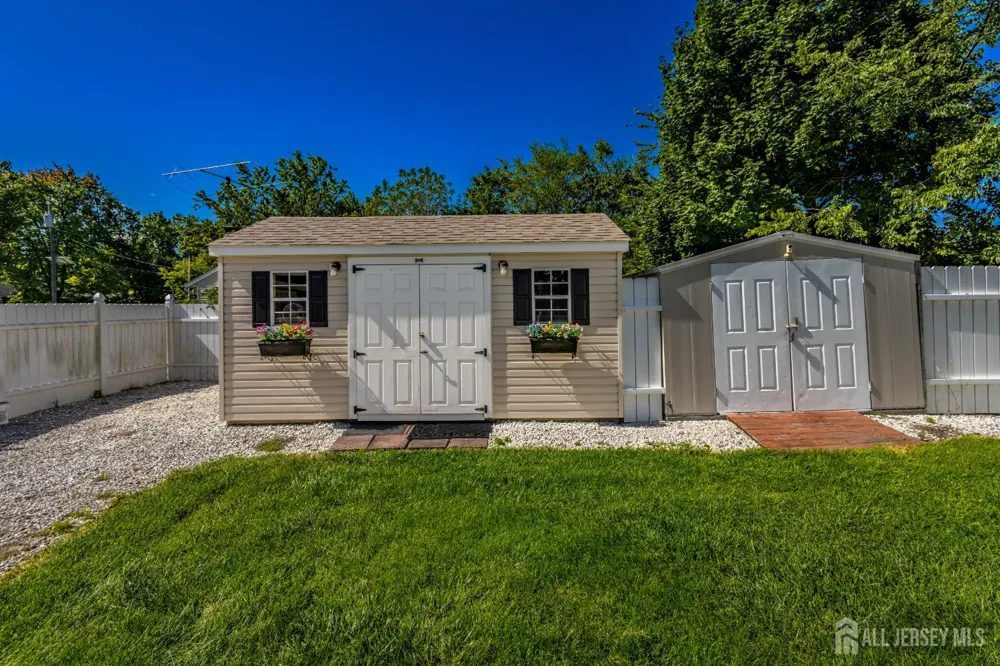 19 Rebecca Place Piscataway, NJ 08854