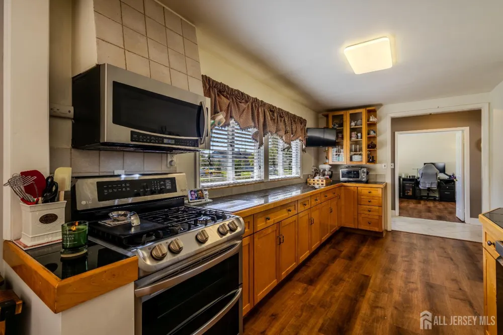 19 Rebecca Place Piscataway, NJ 08854