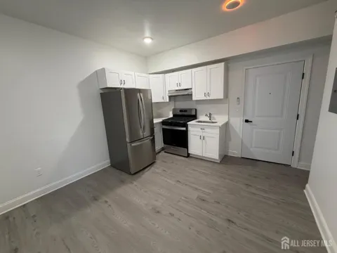 103 Bayard Street #04