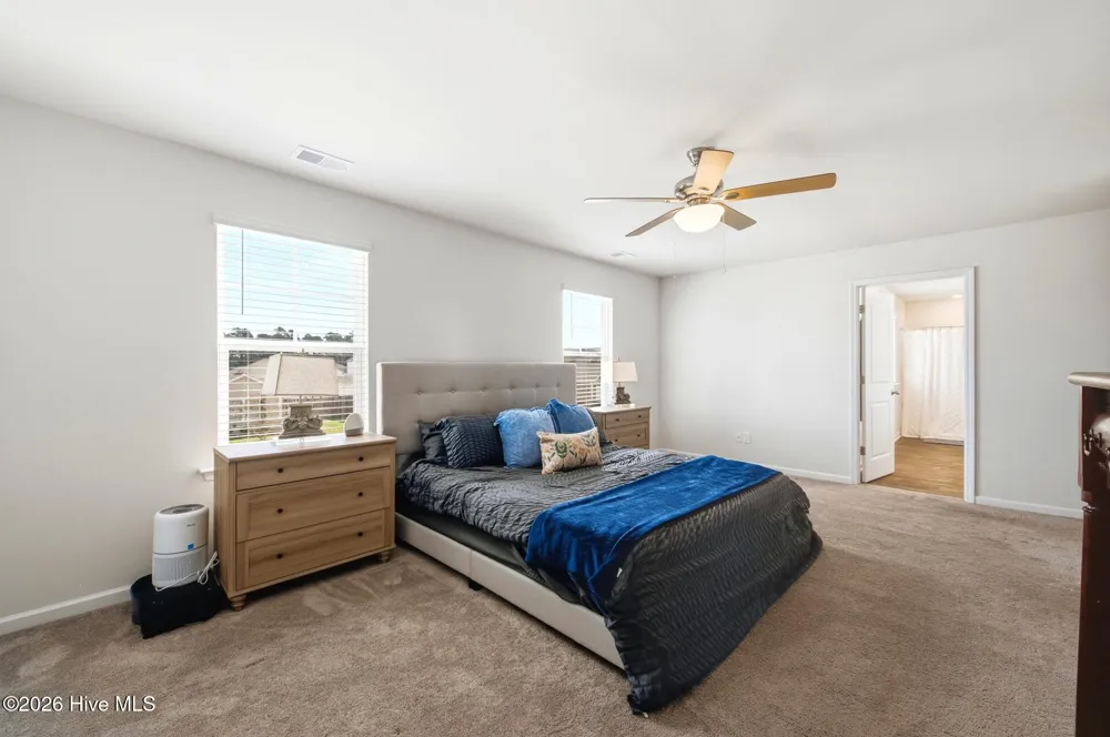 8328 E Highcroft Drive NE Leland, NC 28451