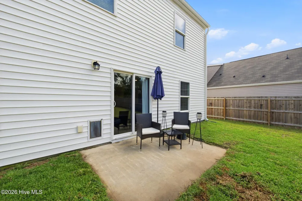 8328 E Highcroft Drive NE Leland, NC 28451