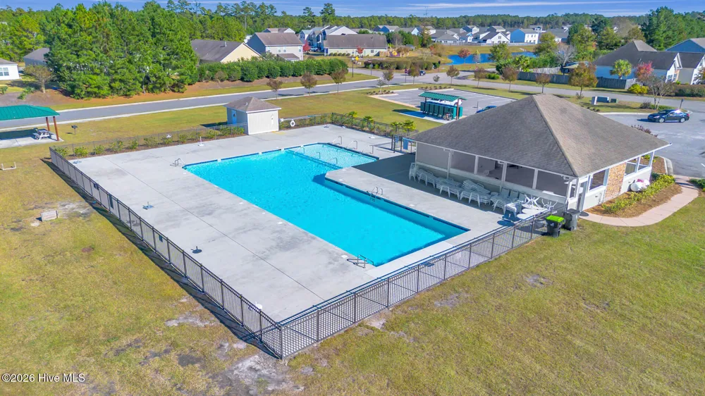 8328 E Highcroft Drive NE Leland, NC 28451