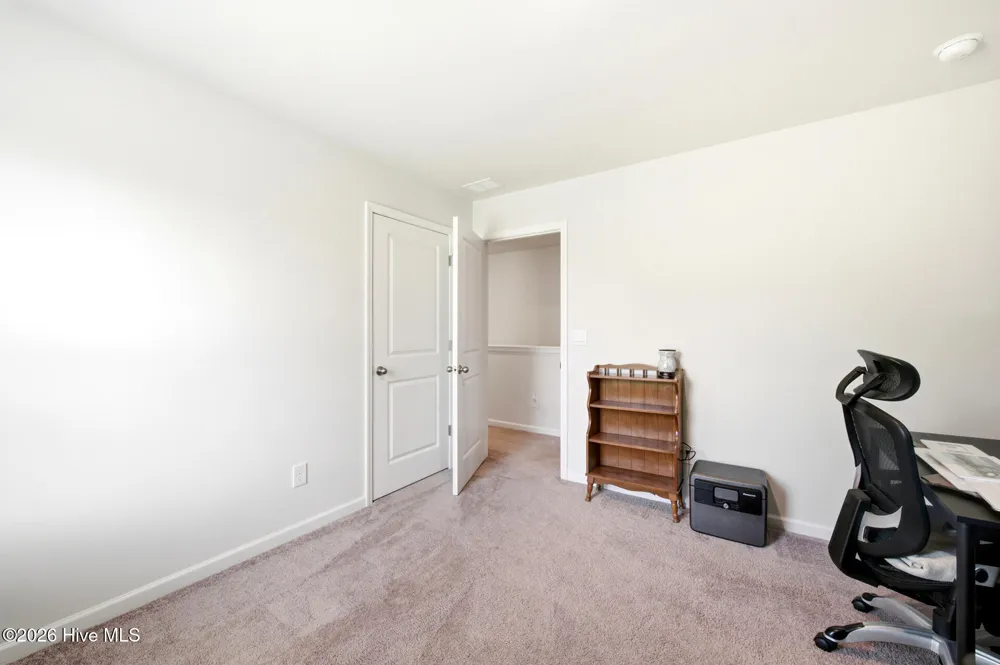 8328 E Highcroft Drive NE Leland, NC 28451
