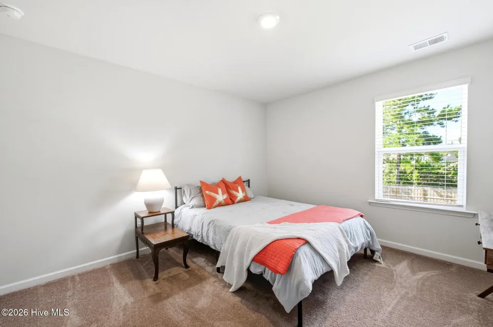 8328 E Highcroft Drive NE Leland, NC 28451