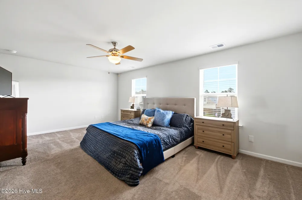 8328 E Highcroft Drive NE Leland, NC 28451
