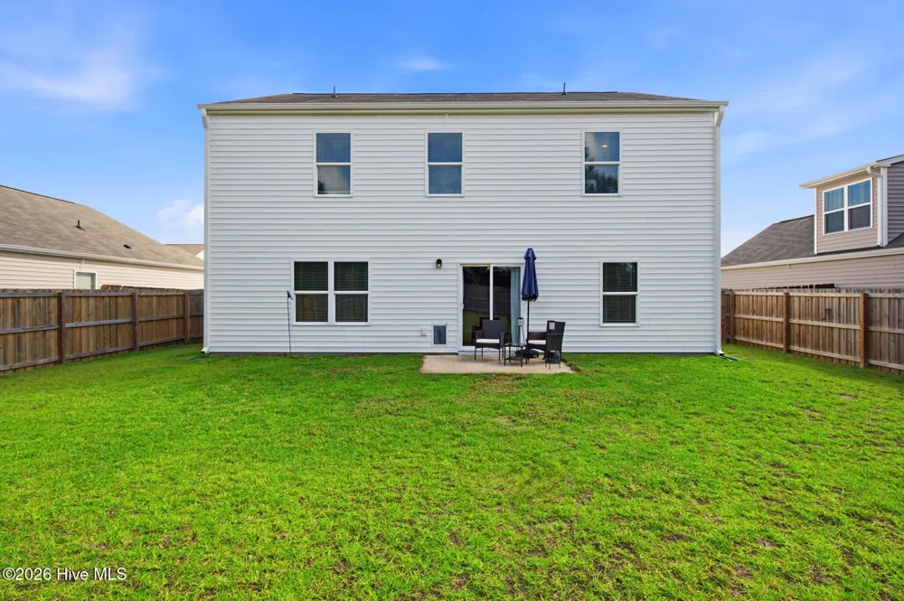 8328 E Highcroft Drive NE Leland, NC 28451