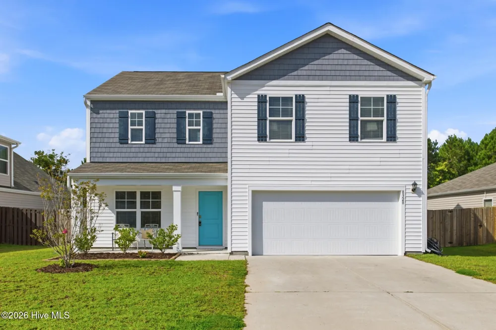 8328 E Highcroft Drive NE Leland, NC 28451