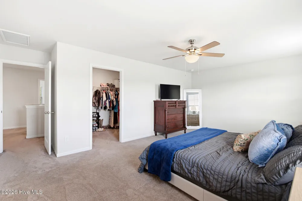 8328 E Highcroft Drive NE Leland, NC 28451