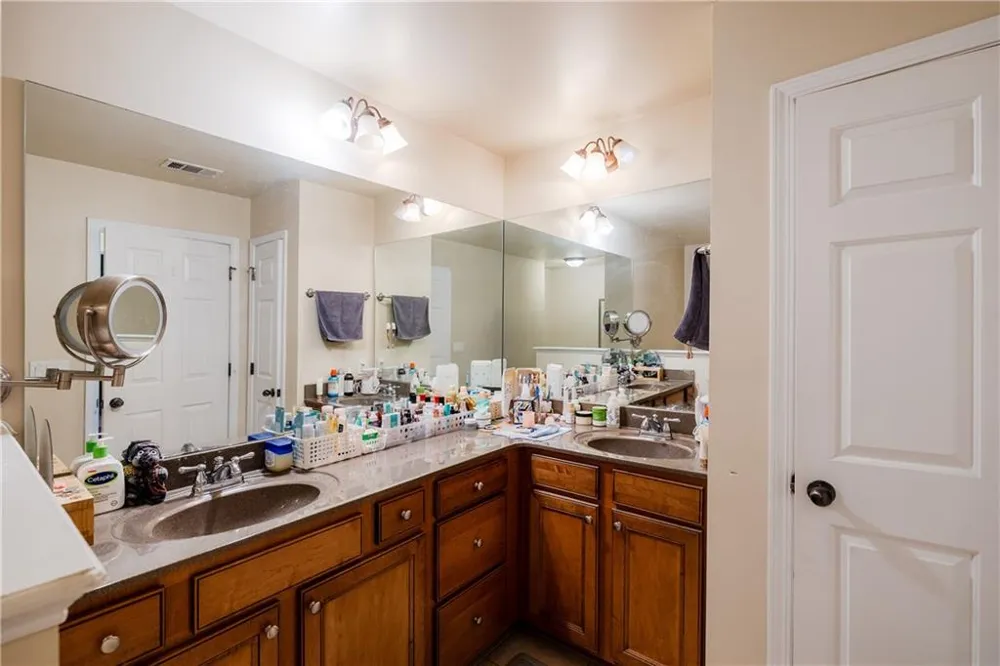 625 Grove Manor Park #182 Suwanee, GA 30024