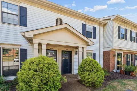810 Brentwood Pt