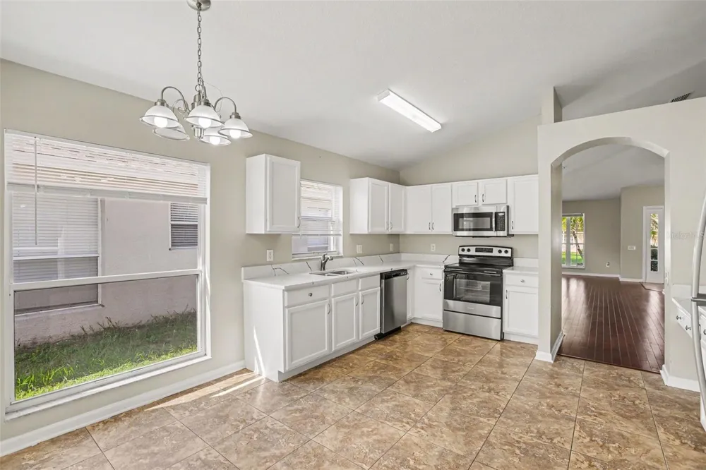 10317 HUNTERS HAVEN BOULEVARD Riverview, FL 33578