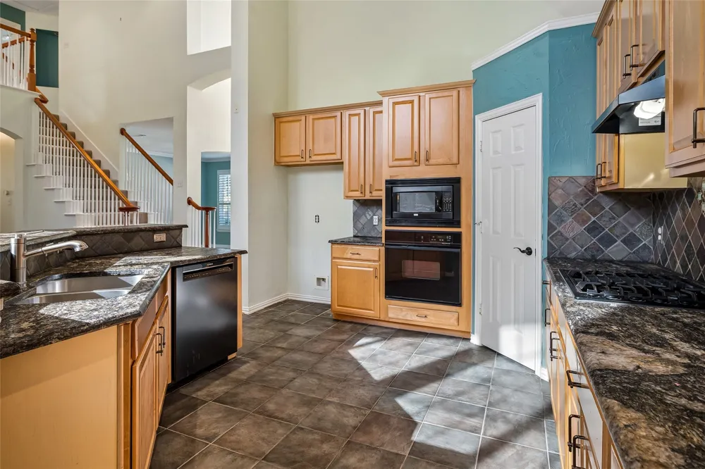 125 Bricknell Lane Coppell, TX 75019