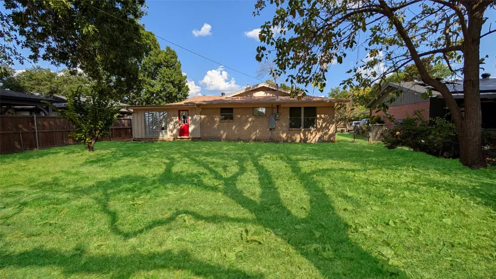 3121 Old Orchard Road Garland, TX 75041