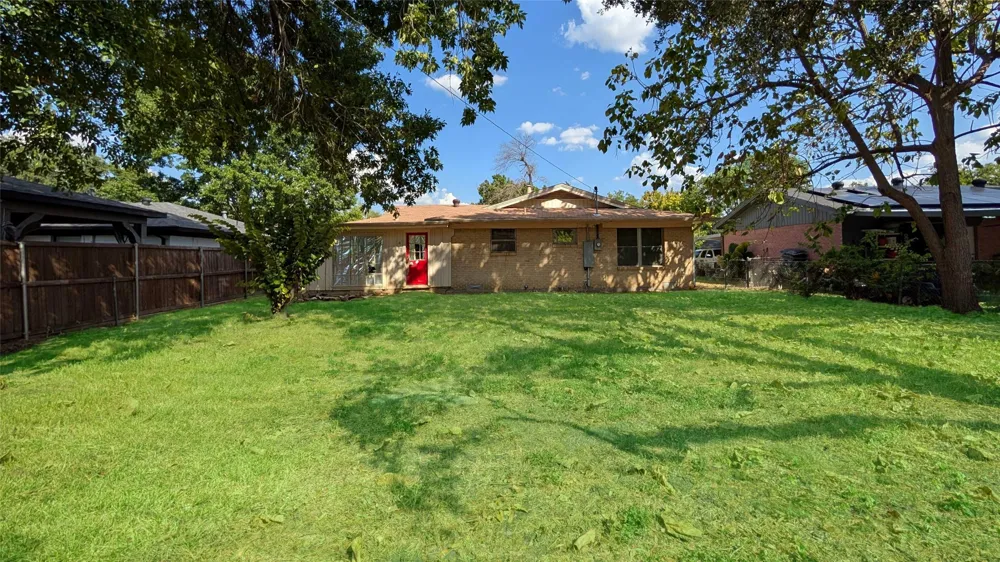 3121 Old Orchard Road Garland, TX 75041
