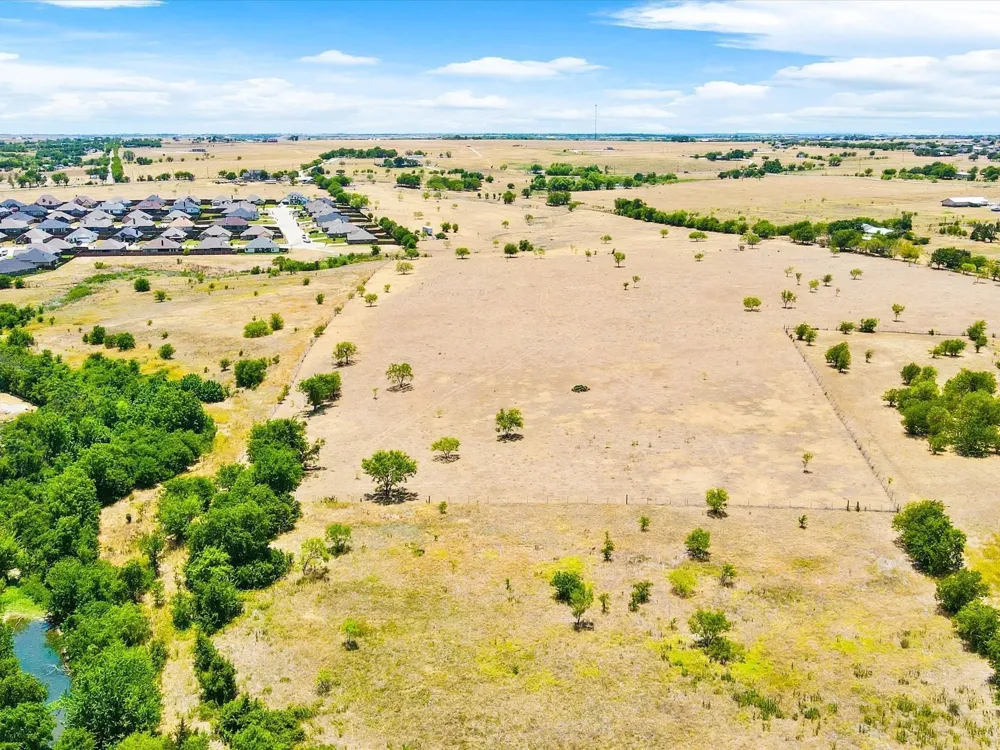9501 Fm 2331 Godley, TX 76044