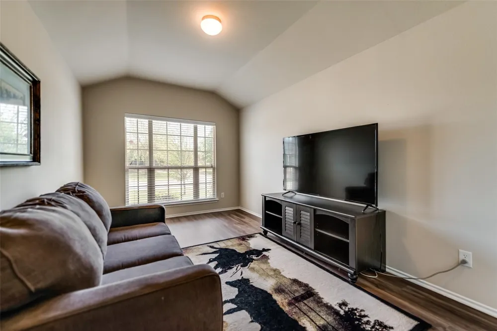 1512 Syracuse Drive Van Alstyne, TX 75495