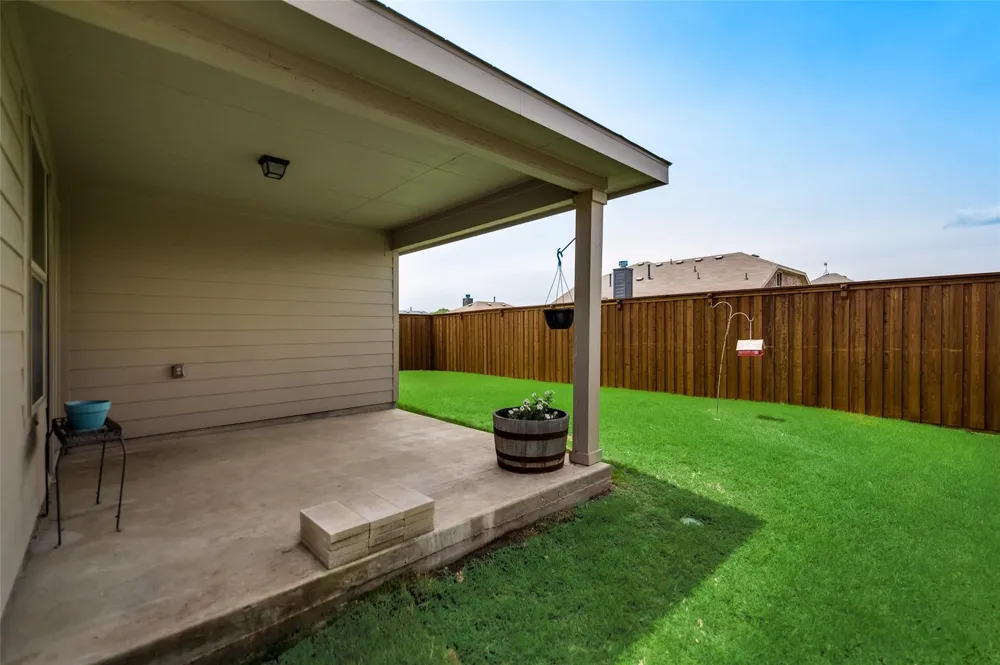 1512 Syracuse Drive Van Alstyne, TX 75495