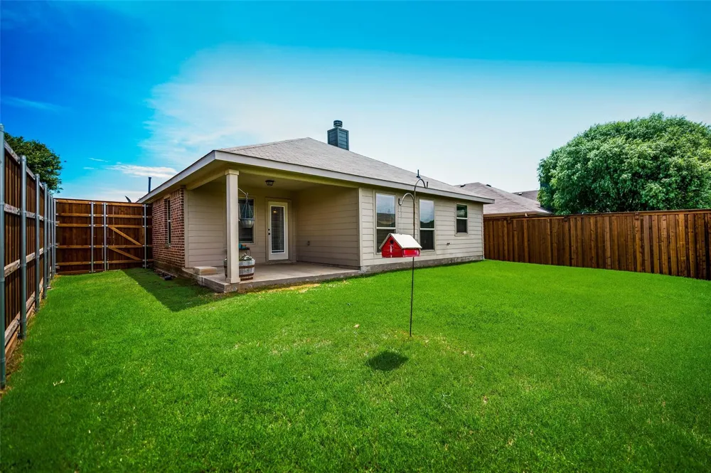 1512 Syracuse Drive Van Alstyne, TX 75495