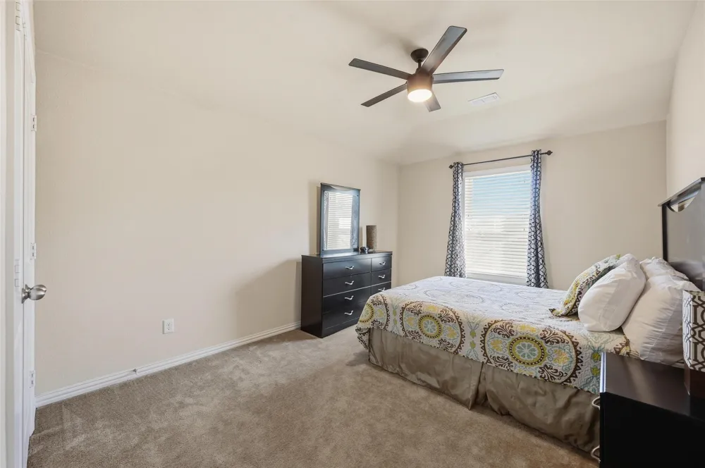 4222 Nia Drive Irving, TX 75038