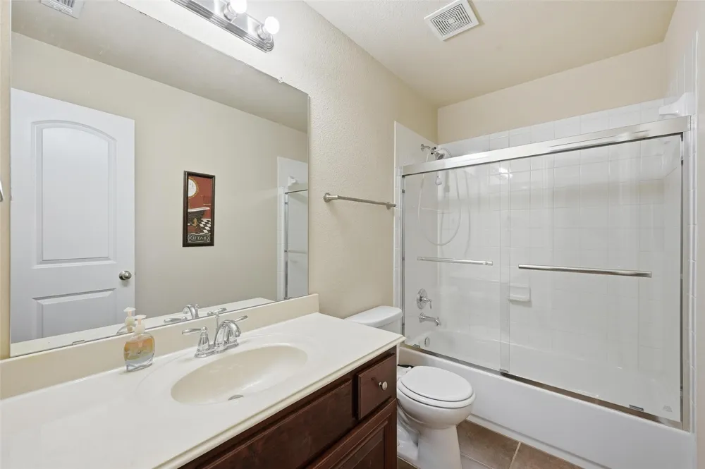 4222 Nia Drive Irving, TX 75038