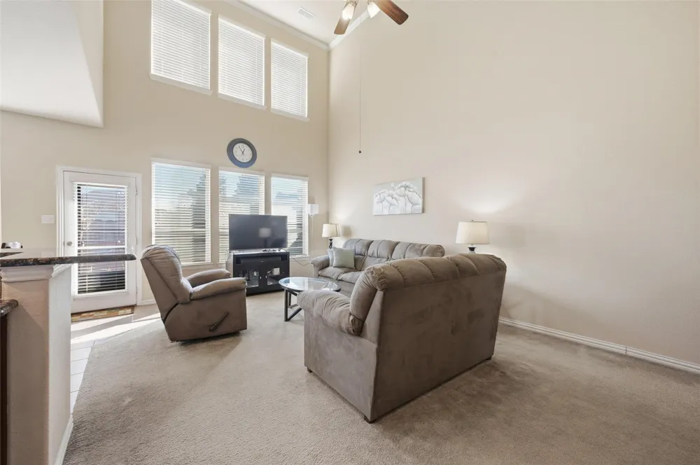 4222 Nia Drive Irving, TX 75038