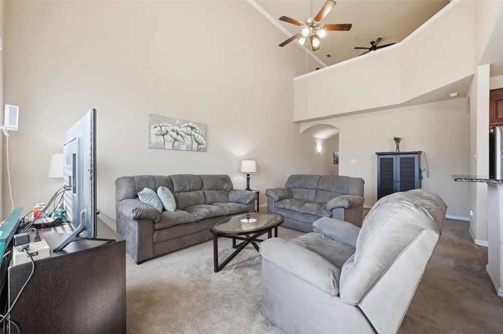 4222 Nia Drive Irving, TX 75038
