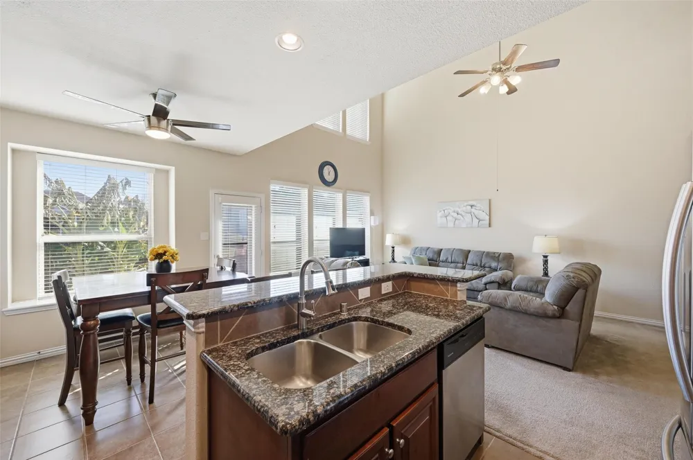 4222 Nia Drive Irving, TX 75038