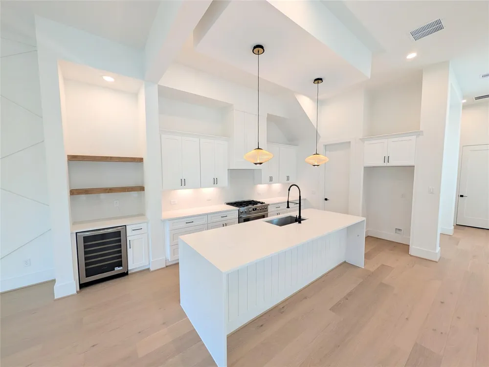1322 Lawrence Street Houston, TX 77008
