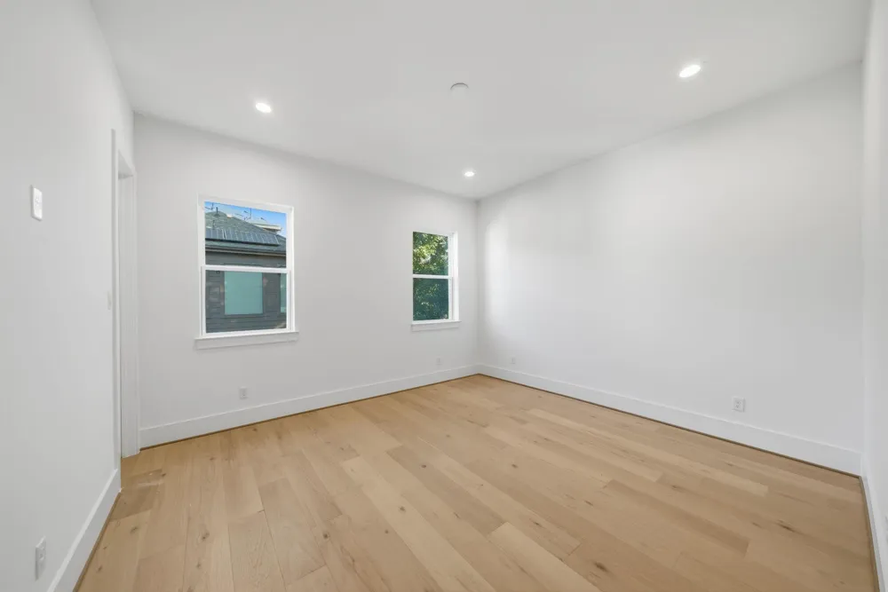 1322 Lawrence Street Houston, TX 77008