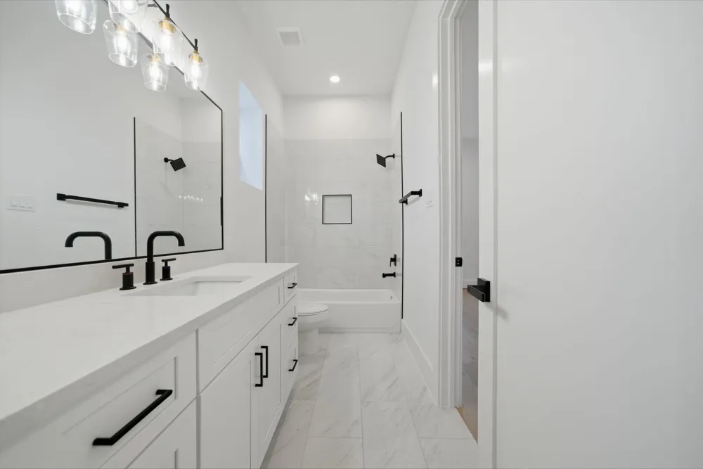 1322 Lawrence Street Houston, TX 77008